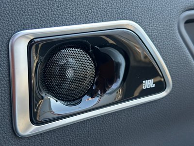 TOYOTA LAND CRUISER 300 - 3