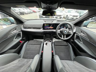 2025 BMW X2 缩略图 32