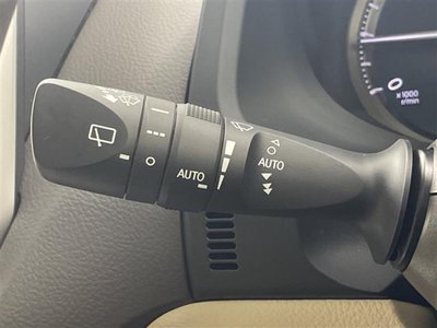 TOYOTA LAND CRUISER PRADO - 8