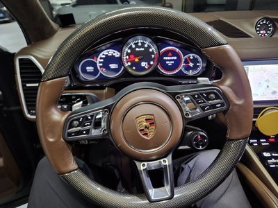 صورة 10 لـ 2020 Porsche CAYENNE