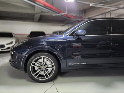 صورة 7 لـ 2020 Porsche CAYENNE