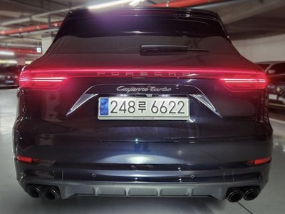 صورة 2 لـ 2020 Porsche CAYENNE