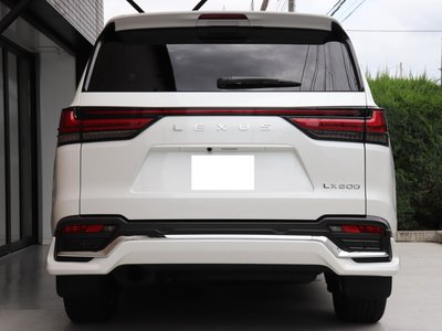 صورة 7 لـ 2024 Lexus LX