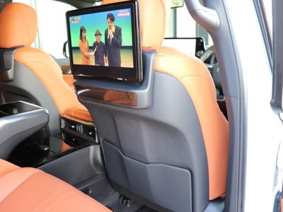 2024 Lexus LX — миниатюра 54