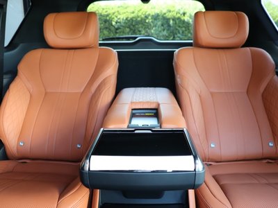 2024 Lexus LX — миниатюра 23