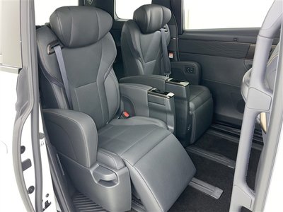 صورة مصغرة 30 لـ 2025 Toyota ALPHARD