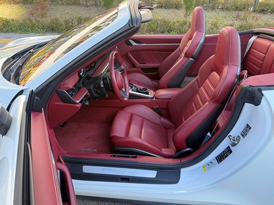 PORSCHE 911 - 9