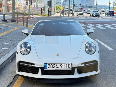 PORSCHE 911 - 4