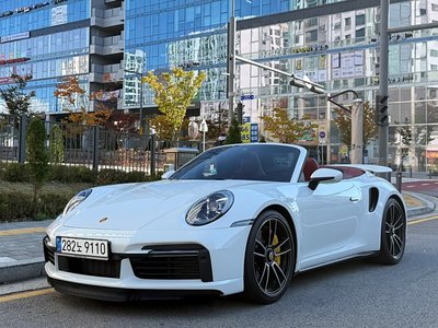 PORSCHE 911 - 1