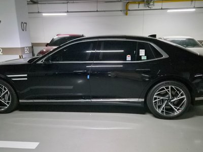 صورة 2 لـ 2026 Genesis G90 (RS4)
