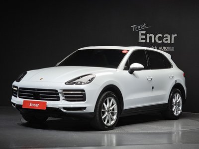 PORSCHE CAYENNE - 1