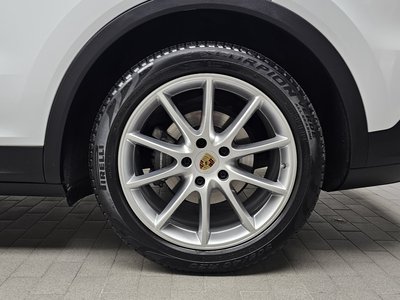 PORSCHE CAYENNE - 8