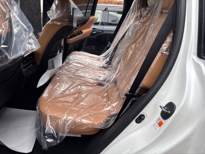 2026 Lexus LX — миниатюра 17