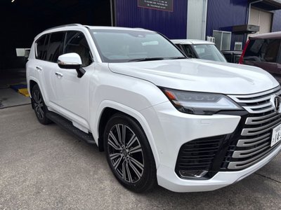 2026 Lexus LX — фото 4