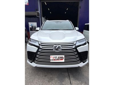 2026 Lexus LX — фото 3