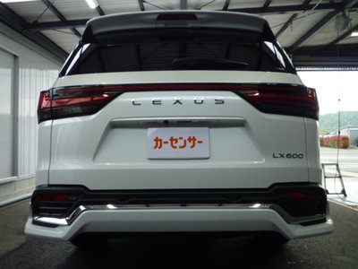 LEXUS LX - 4