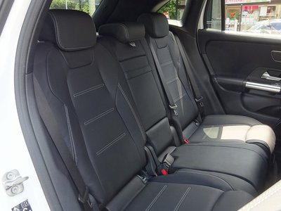 صورة 9 لـ 2025 Mercedes-BENZ GLA
