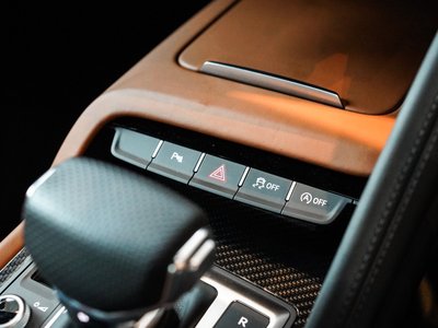 2022 AUDI R8 — миниатюра 16