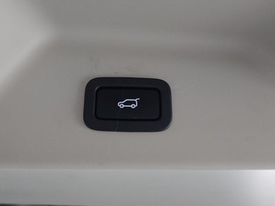 2018 LAND Rover RANGE ROVER — миниатюра 26
