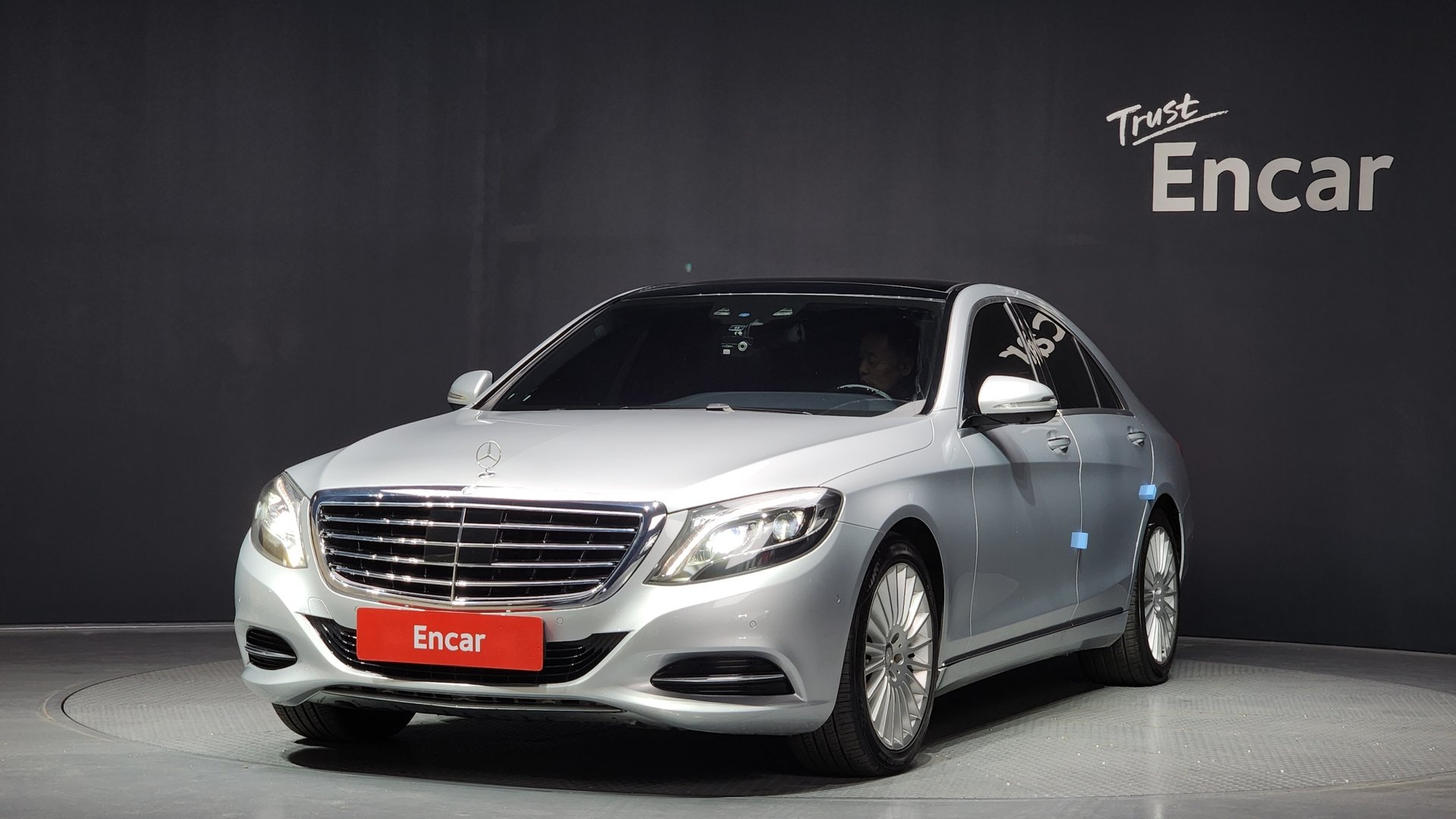 MERCEDES-BENZ S-CLASS - View 1