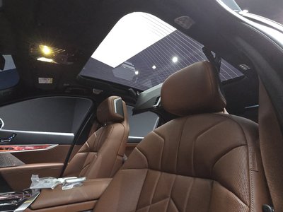 2024 BMW I7 缩略图 25