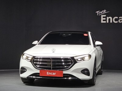 MERCEDES-BENZ E-CLASS - 2