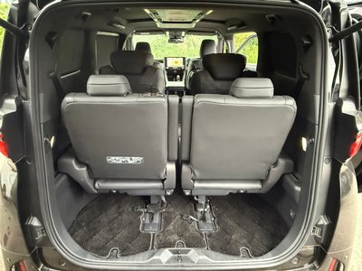 TOYOTA VELLFIRE - 7