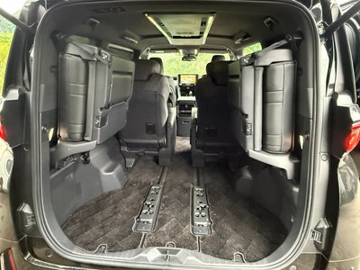 TOYOTA VELLFIRE - 8