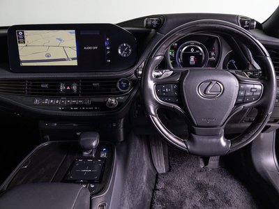صورة مصغرة 38 لـ 2021 Lexus LS