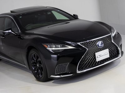 صورة 7 لـ 2021 Lexus LS
