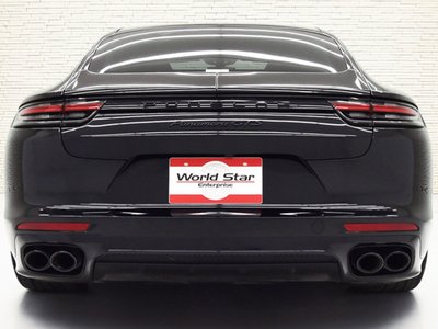 صورة 7 لـ 2019 Porsche PANAMERA