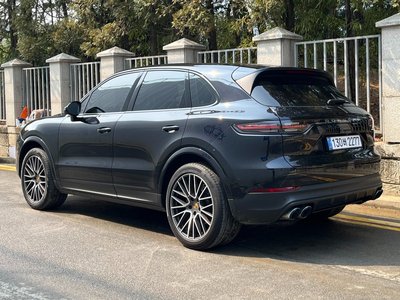 PORSCHE CAYENNE - 2