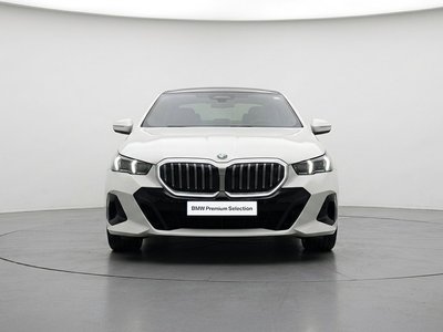 BMW 5 SERIES - 2
