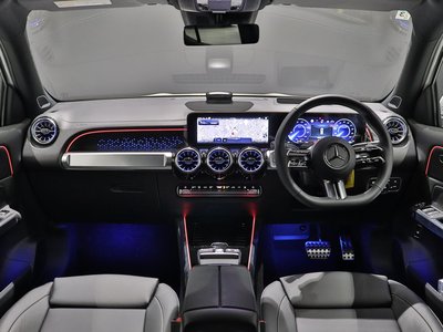 MERCEDES-BENZ EQB - 2