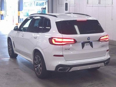 2022 BMW X5 photo 2