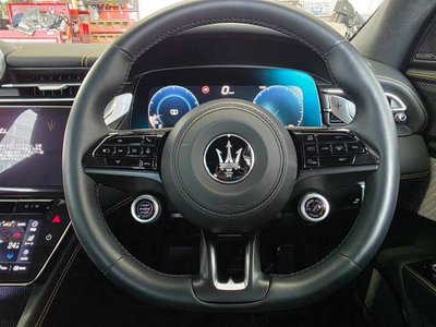 صورة 34 لـ 2023 Maserati GRECALE