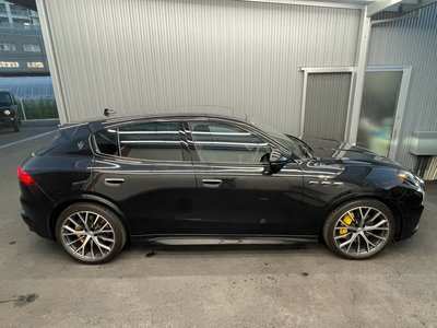 صورة 24 لـ 2023 Maserati GRECALE
