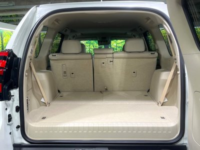 TOYOTA LAND CRUISER PRADO - 10