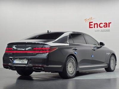 صورة 4 لـ 2020 Genesis G90