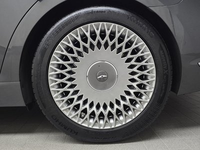 صورة 8 لـ 2020 Genesis G90
