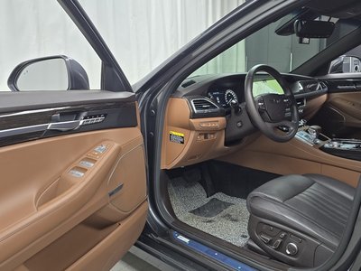 صورة مصغرة 13 لـ 2020 Genesis G90