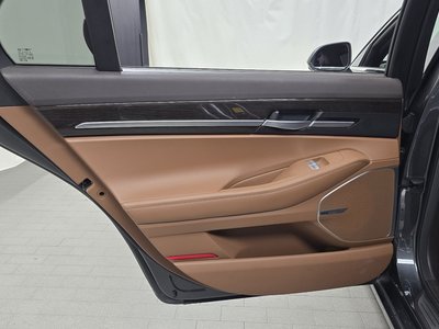 صورة مصغرة 15 لـ 2020 Genesis G90