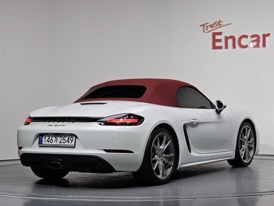صورة 3 لـ 2019 Porsche 718
