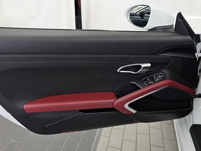 2019 Porsche 718 — миниатюра 14