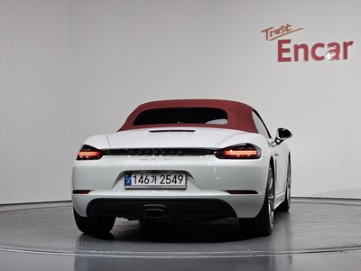 صورة 4 لـ 2019 Porsche 718