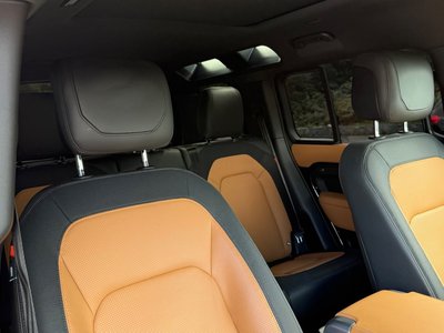 LAND ROVER DEFENDER 110 X DYNAMIC HSE D300 - 6