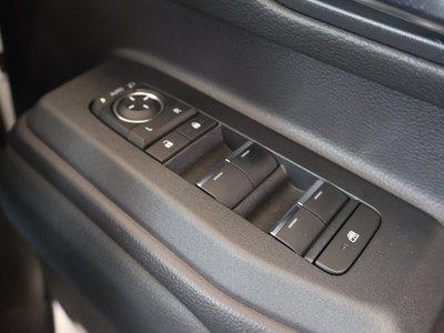 2025 Toyota LAND CRUISER 250 — миниатюра 26