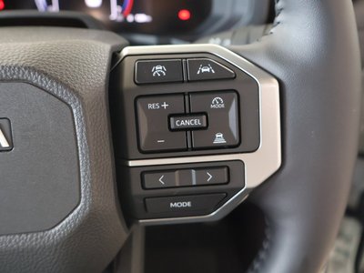 2025 Toyota LAND CRUISER 250 — миниатюра 32