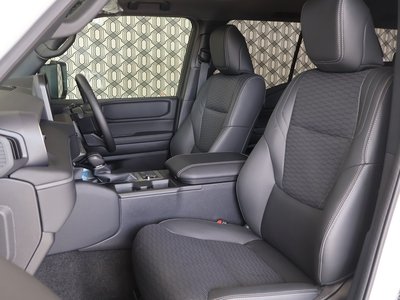 2025 Toyota LAND CRUISER 250 — миниатюра 35