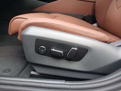 صورة مصغرة 15 لـ 2026 BMW 5 SERIES